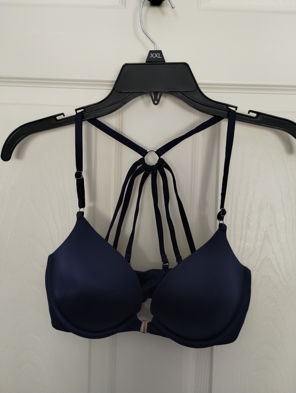 Victoria's Secret Navy Strappy Back Very Sexy Push Up Bra 34C